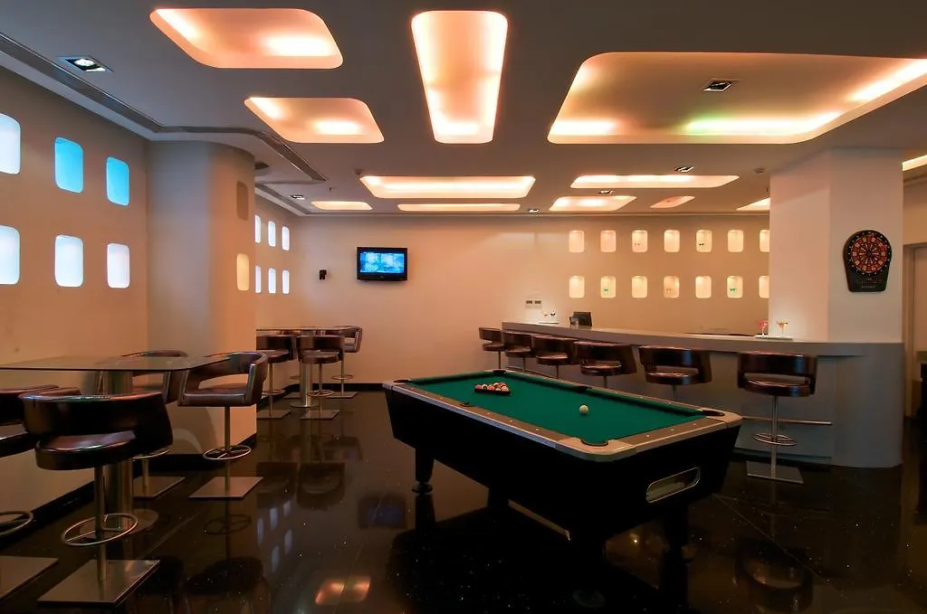 Hotel Keys Select By Lemon Tree Hotels, Thiruvananthapuram
